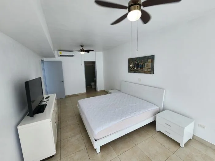 Apartamento en H2o on the ocean Avenida Balboa en alquiler — 2