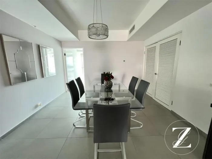 Alquiler de apartamento en Yacht club tower 3 habitaciones — 3