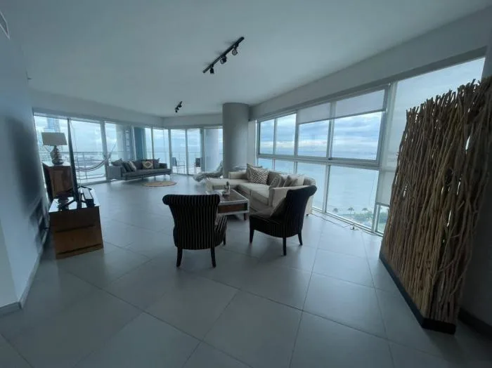 Yacht club Panama 2 habitaciones — 3