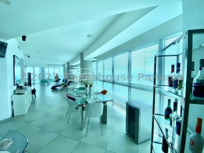 Yacht club 2 habitaciones en alquiler — 2