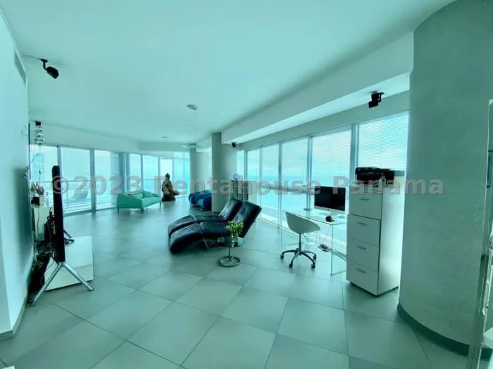 Yacht club 2 habitaciones en alquiler — 5