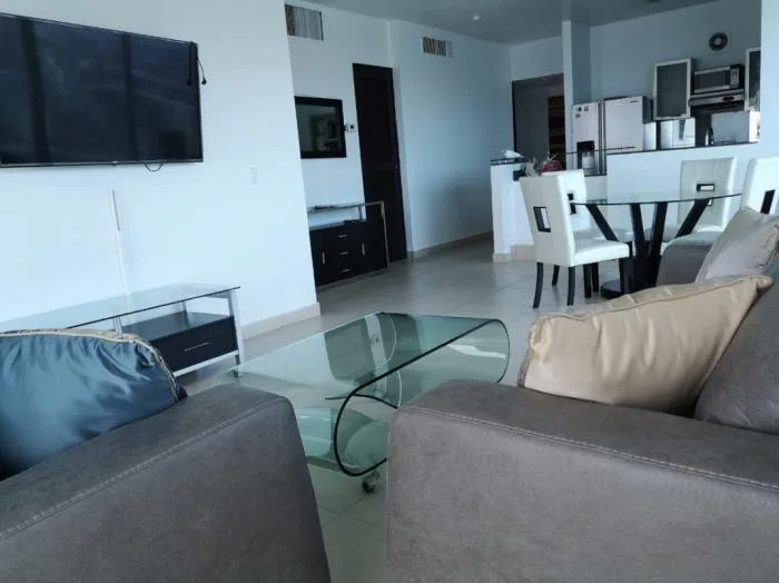 Apartamento en alquiler en Destiny de 2 recamaras — 3