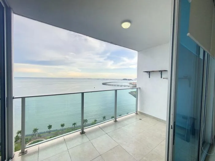 H2o on the ocean Avenida Balboa 1 habitacion — 4