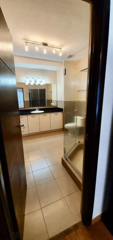 Bayfront  Panama amoblado en alquiler — 5