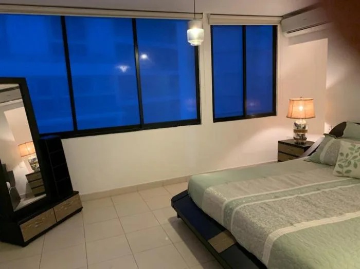 Apartamento en Ph los delfines Avenida Balboa en alquiler — 5