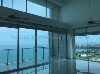 Apartment in h2o with 4 bedrooms for rent. apartment in h2o with 4 bedrooms for rent