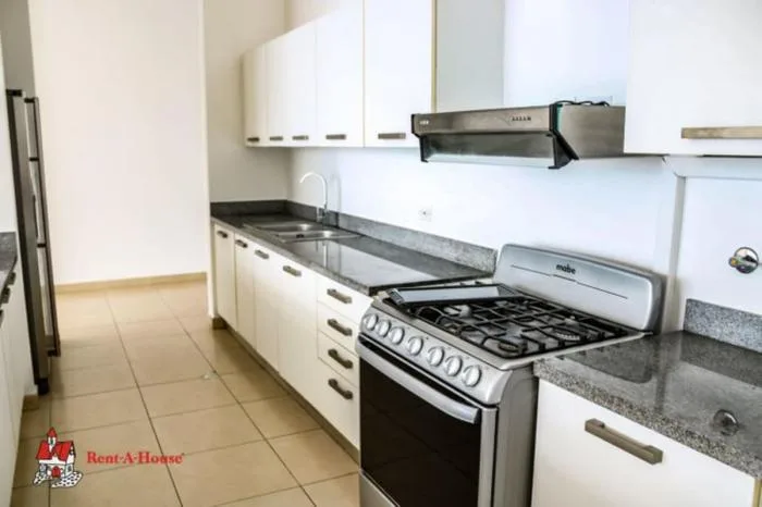 Apartamento en Waters Avenida Balboa en alquiler — 4