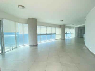 Apartamento en alquiler en yacht club tower de 2 recamaras. yacht club tower cinta costera 2 habitac