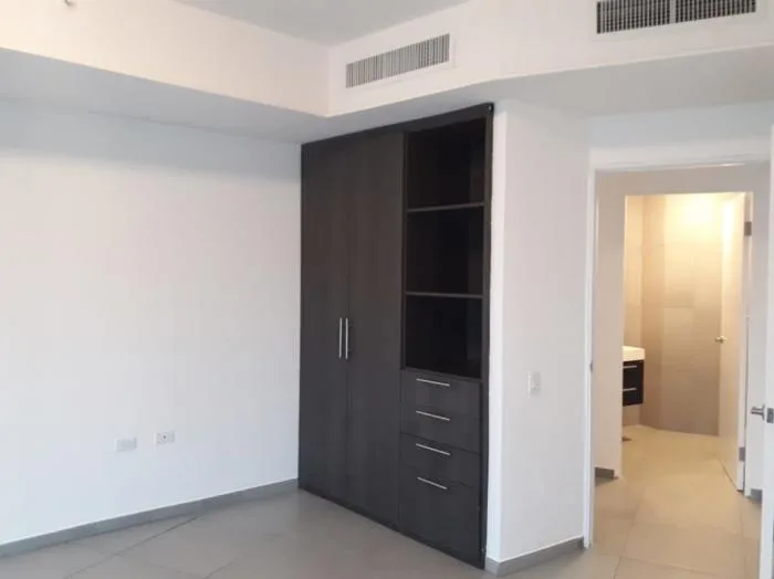 Yacht club 2 habitaciones en alquiler — 2