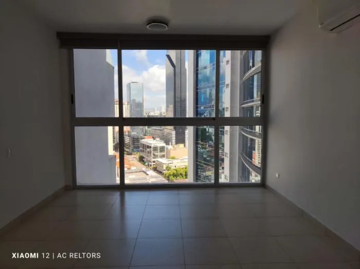 Apartamento en alquiler en Waters de 3 recamaras — 2
