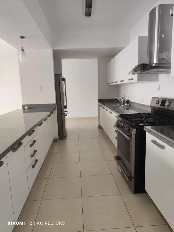 Apartamento en alquiler en Waters de 3 recamaras — 5