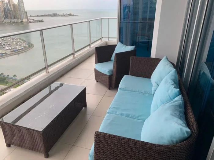 Apartamento en Destiny Avenida Balboa en alquiler — 2