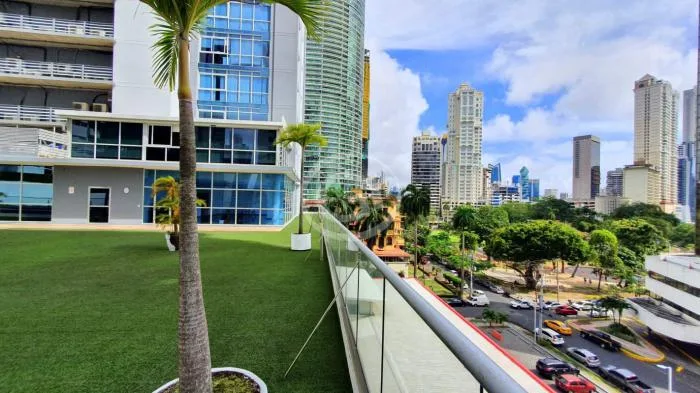 Apartamento en Colores de bella vista Avenida Balboa en alquiler — 2