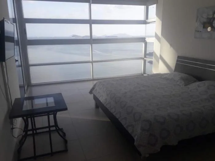 Apartamento en Waters Avenida Balboa en alquiler — 4