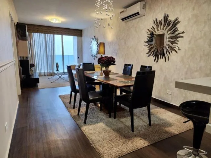 Apartamento en White Avenida Balboa en alquiler — 5