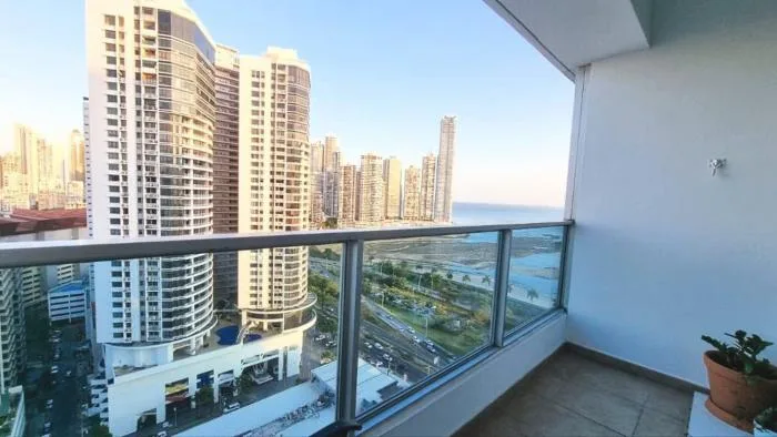 Bayfront 2 habitaciones en alquiler — 4