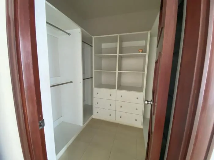 Alquiler de apartamento en Grand bay 1 habitacion — 4