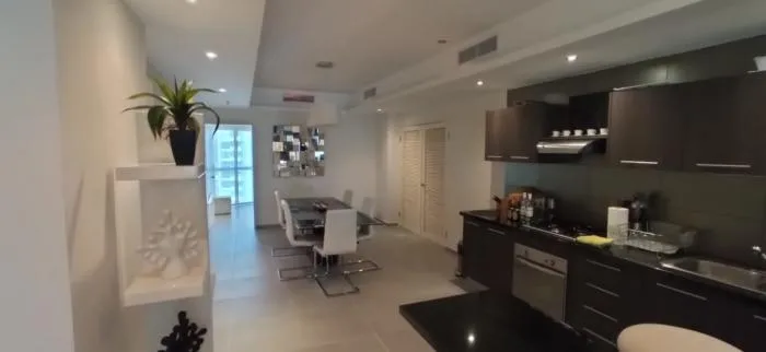 Yacht club Avenida Balboa 3 habitaciones — 2
