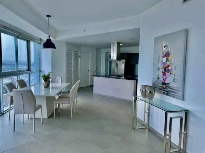 Apartamento en Yacht club tower Avenida Balboa en alquiler — 2