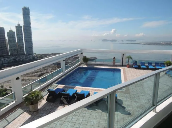 Bayfront  Panama amoblado en alquiler — 5
