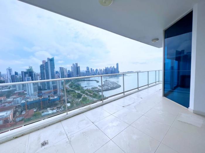 Destiny Avenida Balboa 1 habitacion