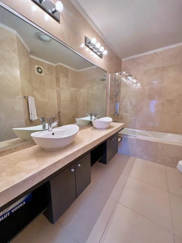 Destiny Avenida Balboa 1 habitacion — 3
