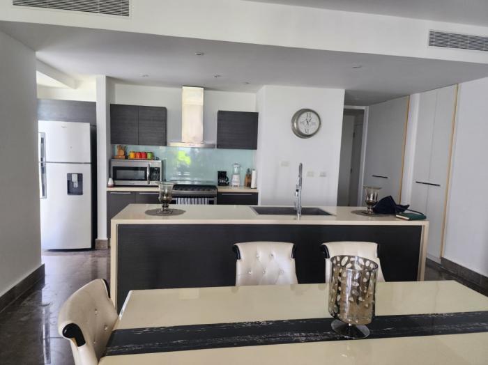 Apartment in yoo panama avenida balboa for rent