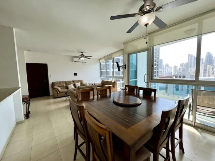 Alquiler de apartamento en Grand bay 1 habitacion — 2