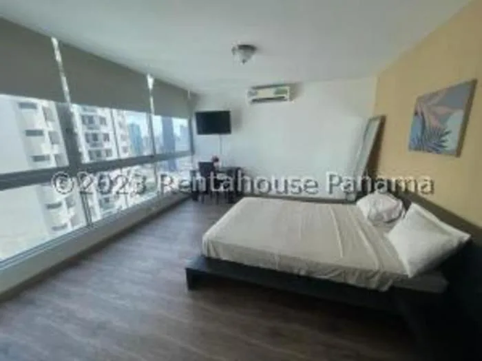 Alquiler de apartamento en Bayfront 1 habitacion — 2