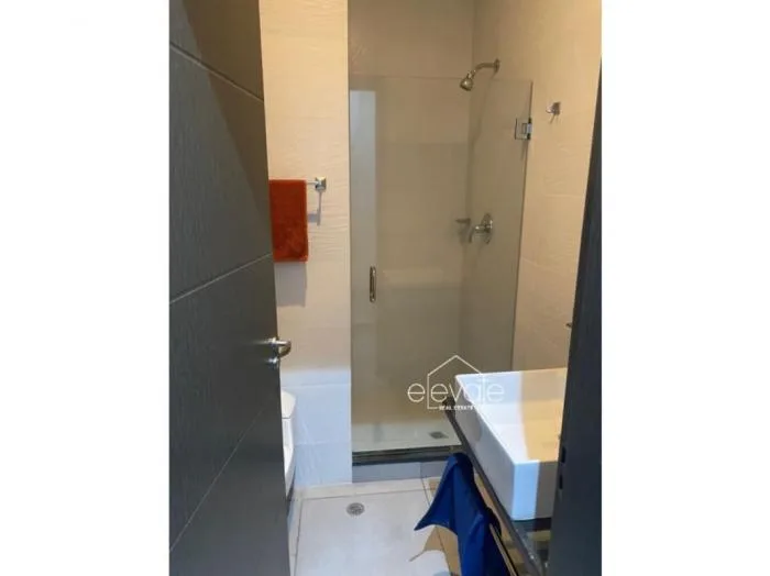 Element Avenida Balboa 2 habitaciones — 5