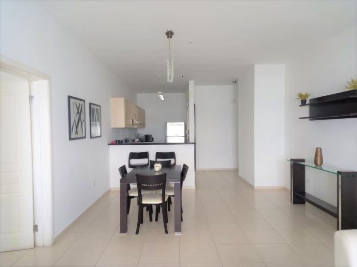 Apartment in vista marina avenida balboa for rent