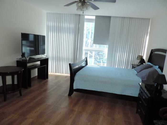 Bayfront Avenida Balboa Panama en alquiler