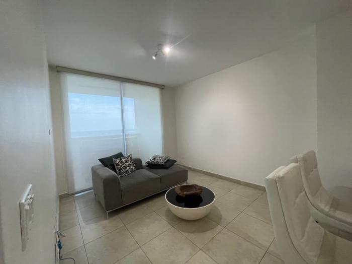 H2o balboa avenue 1 room