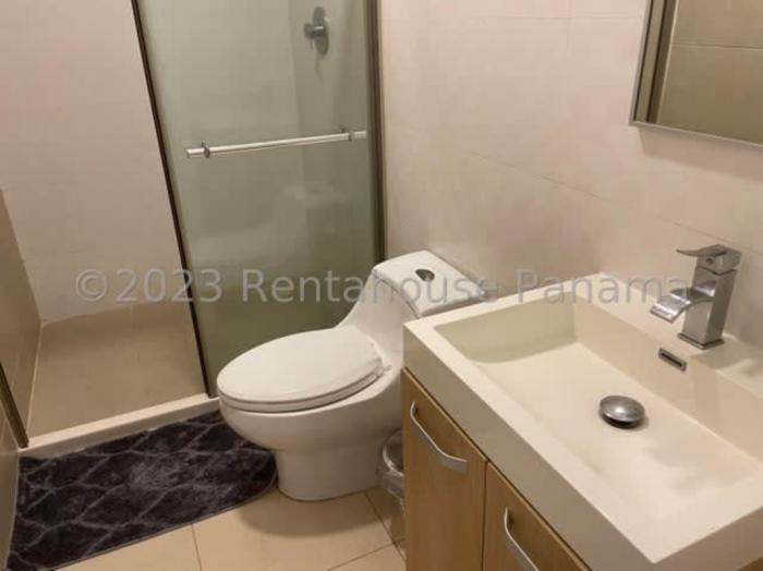 Apartamento en alquiler en White de 2 recamaras