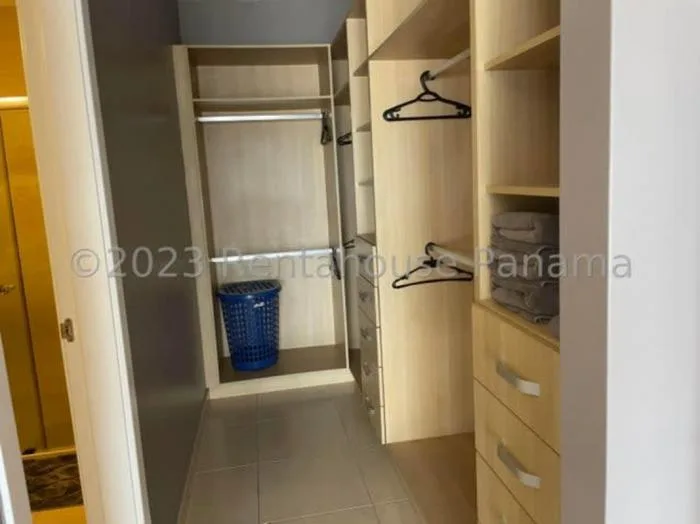 Apartamento en alquiler en White de 2 recamaras — 5