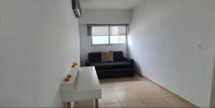 Waters on the bay 1 room for rent