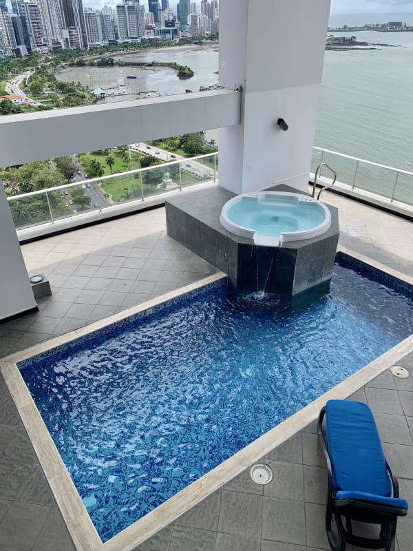 Apartment in destiny avenida balboa for rent