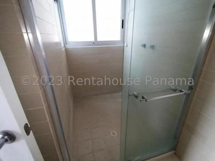Apartamento en Waters Avenida Balboa en alquiler — 2