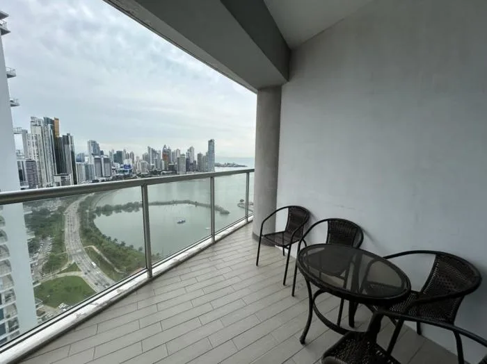 Alquiler de apartamento en Yacht club tower 2 habitaciones — 2