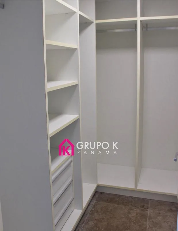 Apartamento en Yoo Avenida Balboa en alquiler — 2