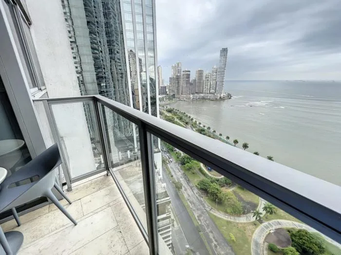 Apartamento en Yoo de 2 recamaras en venta — 2