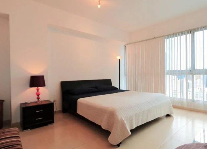 Grand bay Avenida Balboa 1 habitacion — 4