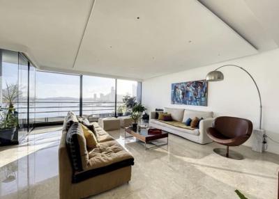Apartamento en los delfines de 3 recamaras en venta. los delfines 3 habitaciones en venta