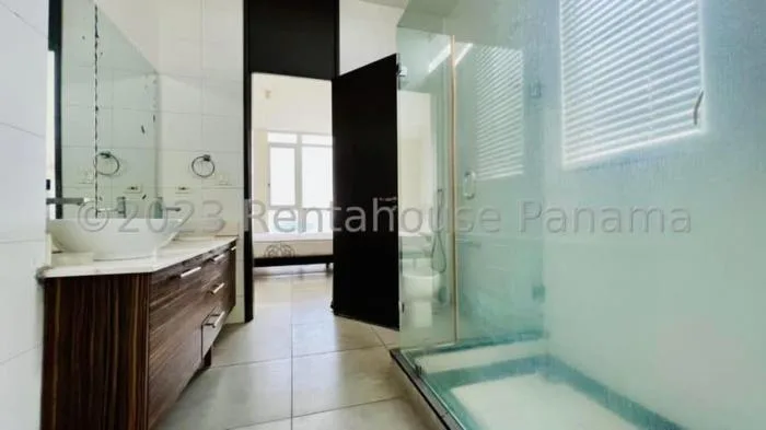 Apartamento en Element Avenida Balboa en venta — 3