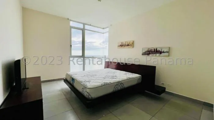Apartamento en Element Avenida Balboa en venta — 4