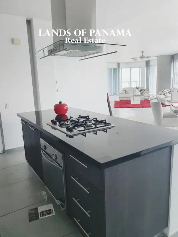 Apartamento en venta en Yacht club tower de 2 habitaciones — 2