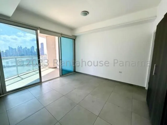 Apartamento en Yacht club tower de 2 habitaciones en venta — 3