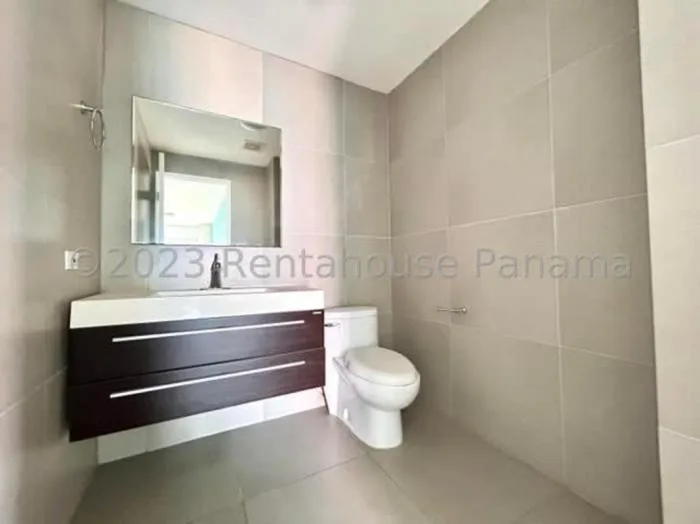 Apartamento en Yacht club tower de 2 habitaciones en venta — 4