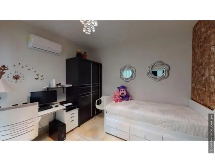 White tower Avenida Balboa 2 habitaciones — 2