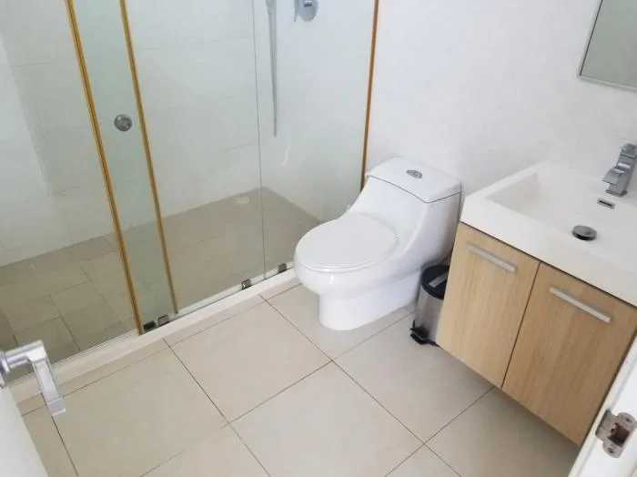 White tower Avenida Balboa 2 habitaciones — 2